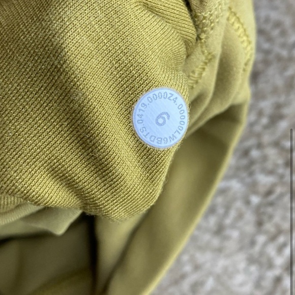 Lululemon Align Crop 21’ Leggings Grape Leaf Size 6 - Picture 4 of 5